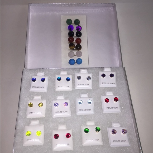 Red Agate Gemstone Ball Stud Earrings - Picture 5 of 5